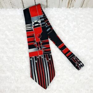 Bruno Piattelli Geometric Silk Tie Red Black